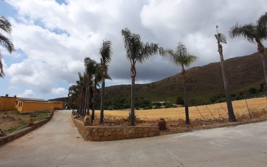 FINCA MIJAS COSTA 80.000 METROS IDEAL GANADERIA Y CABALLOS.