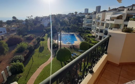 Exclusivo Ático PRIMERA LINEA DE PLAYA Frontal al Mar en Marbella