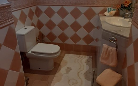 Exclusivo Ático PRIMERA LINEA DE PLAYA Frontal al Mar en Marbella