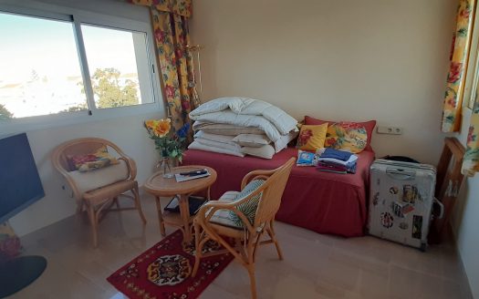 Exclusivo Ático PRIMERA LINEA DE PLAYA Frontal al Mar en Marbella