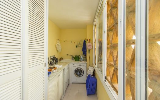 Exclusivo Ático PRIMERA LINEA DE PLAYA Frontal al Mar en Marbella